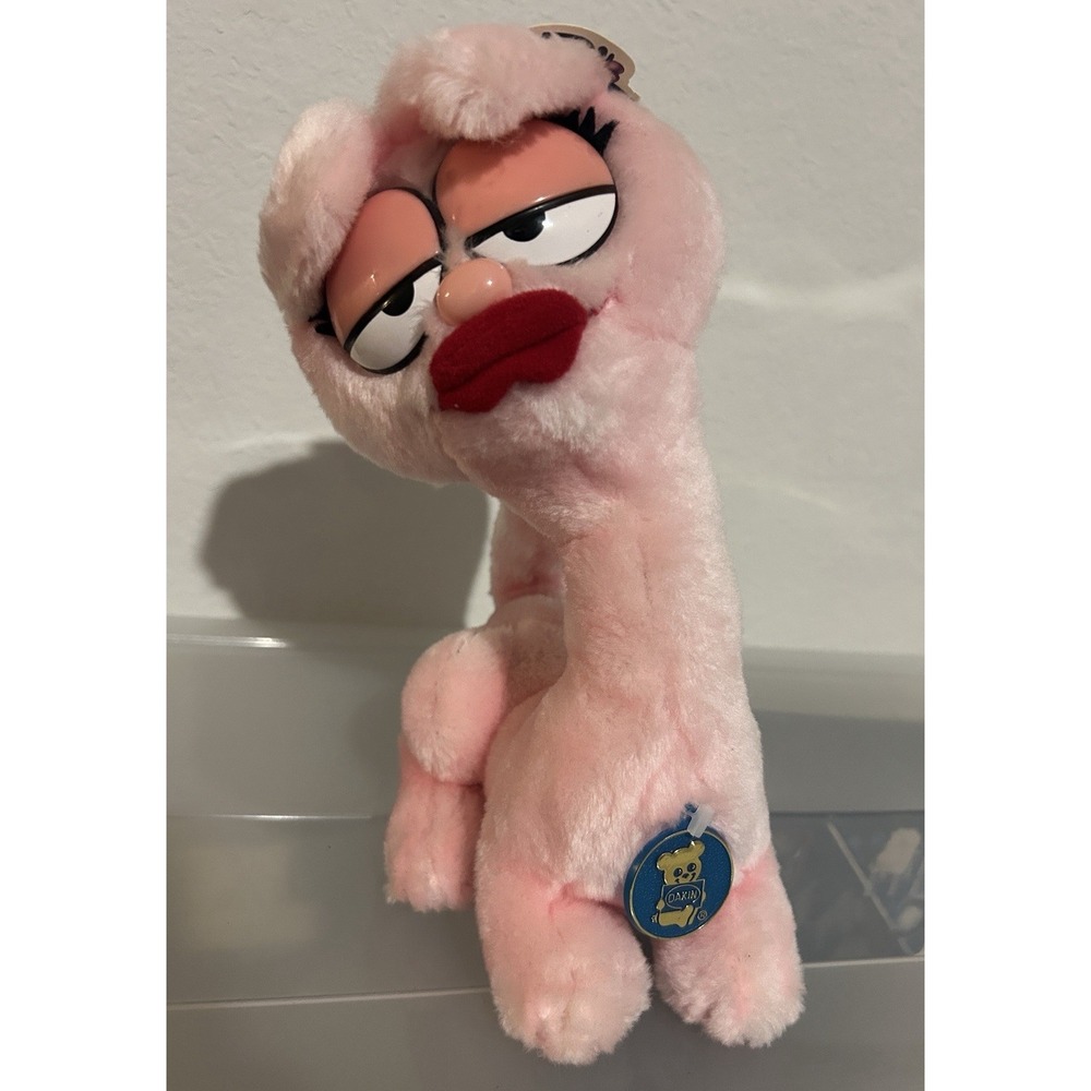 Vintage 1984 Dakin ARLENE Garfield's Girlfriend Pink Cat Stuffed Plush Toy ~ 11"